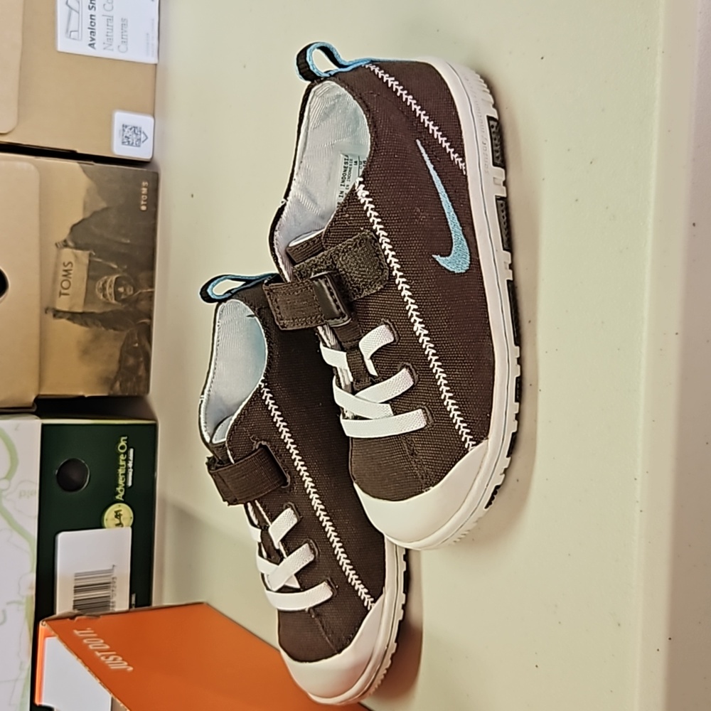 Nike sensory motion peanut
